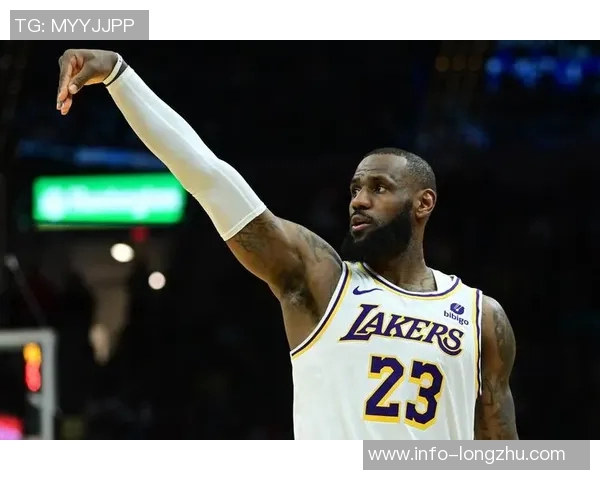 帕金斯强调湖人需詹姆斯提升防守能力他的球商极为出色