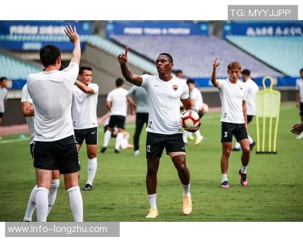 米诺特谈防守职责强调球队对他要求简单明了