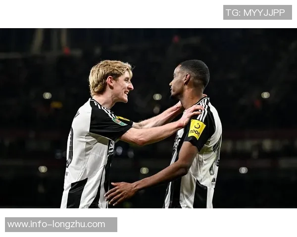 德天空报道法兰克福冬窗有意租借纽卡前锋奥苏拉加强阵容