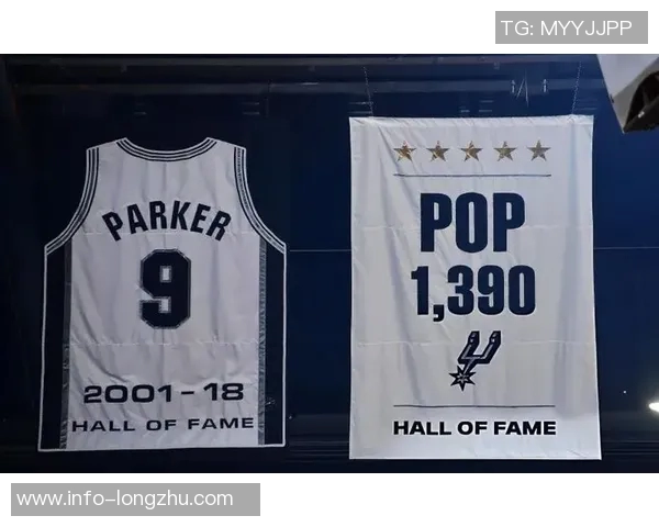 哈珀在本场比赛中表现出色荣膺最佳后卫超越费尔斯卡斯尔和福克斯